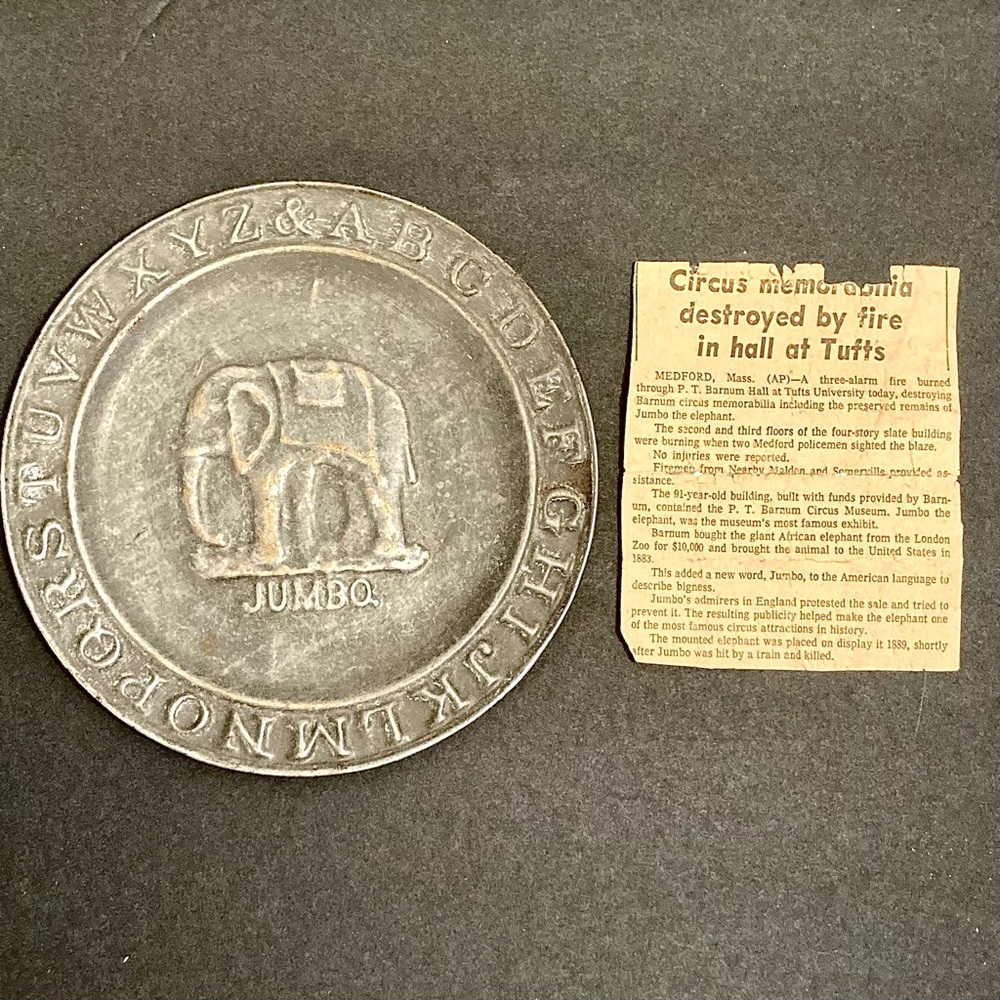 🌼 Sale PT Barnum’s Jumbo elephant metal child’s plate w ABC’s & article
